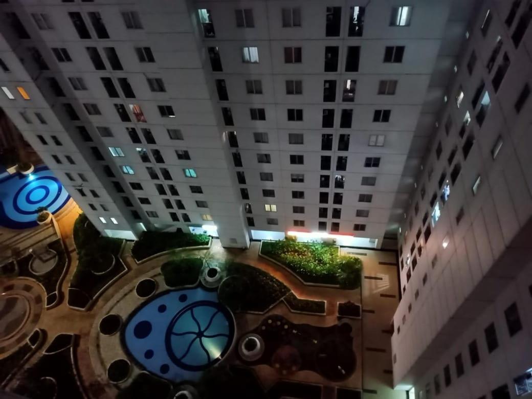 ג'קרטה Apartemen Bassura City By Globy Property מראה חיצוני תמונה
